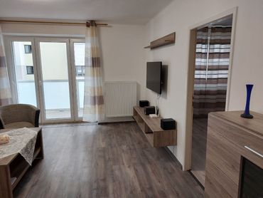 3-izbový byt +KK 66 mm2 po rekonštrukcii Trenčín-Zámostie