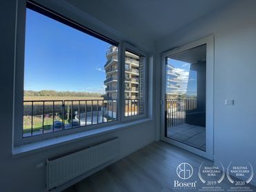 BOSEN | 1 izb.byt s loggiou v novom projekte Slnečnice UNIQ, Investičná príležitosť, Fialová, 32 m2