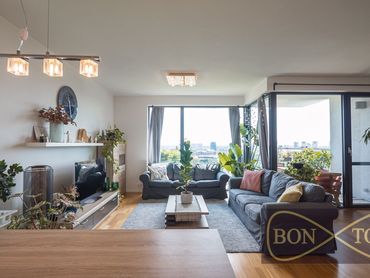 NOVOSTAVBA - exkluzívny 3 izbový byt s terasou,  s 2x garážovým státím v cene, na Kolibe - projekt M