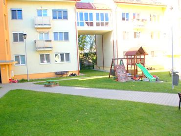 Predaj -2 i byt   / 80 m2 / s balkónom ,  Ružinov