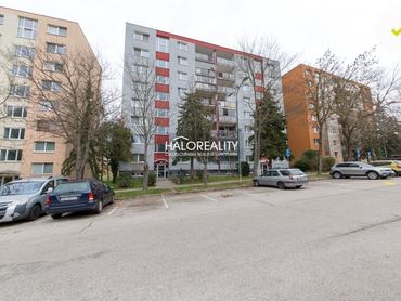 Predaj, trojizbový byt Bratislava Lamač, Bakošova - EXKLUZÍVNE HALO REALITY