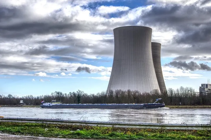 Španielsko začne zatvárať jadrové elektrárne v roku 2027