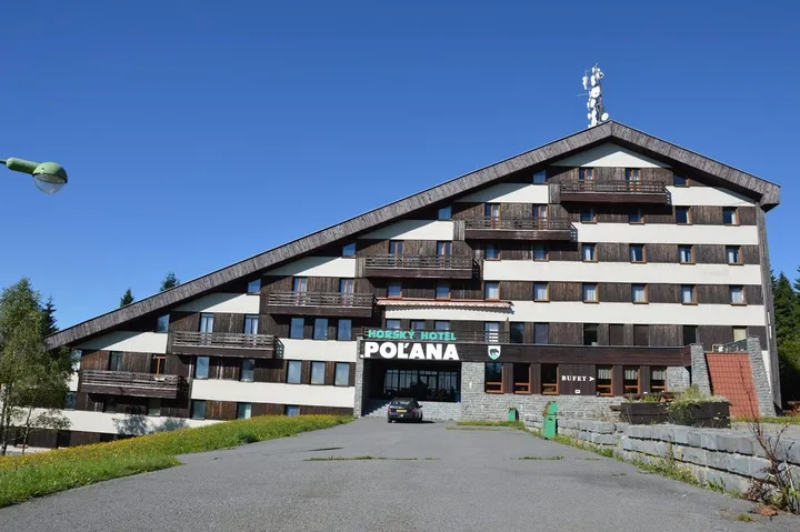 Cestu k hotelu na Poľane čaká komplexná rekonštrukcia