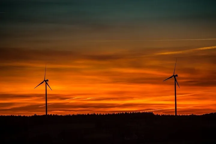 Pri obci Drahovce má byť nainštalovaných 7 veterných turbín