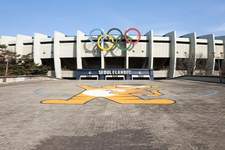 Olympijské hry obrali o bývanie státisíce ľudí