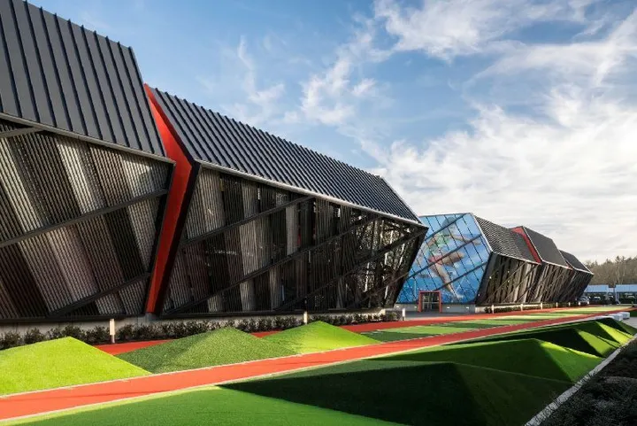 Spoločnosť Nike má najkrajší parkovací dom na svete