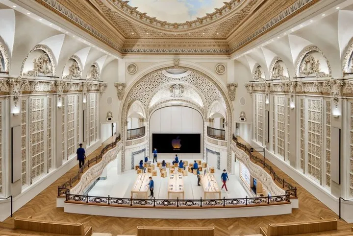Nový Apple Store v Los Angeles zriadili v historickom kine