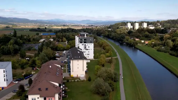 Byt s výhľadom pre dospelú dcéru, zatiaľ ako investícia