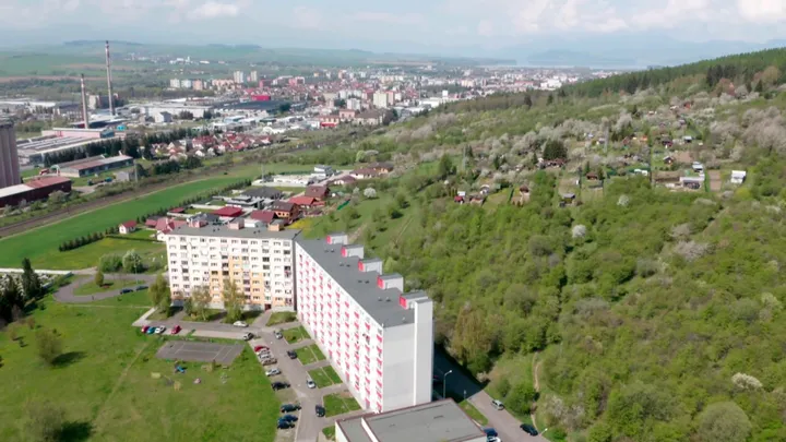 Aká je ponuka na bývanie v mestách Liptovský Mikuláš a Liptovský Hrádok?