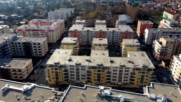 Mladomanželia zažili realitný šok: „Dvojizbové byty v Ružinove sú drahšie ako v Turecku.“