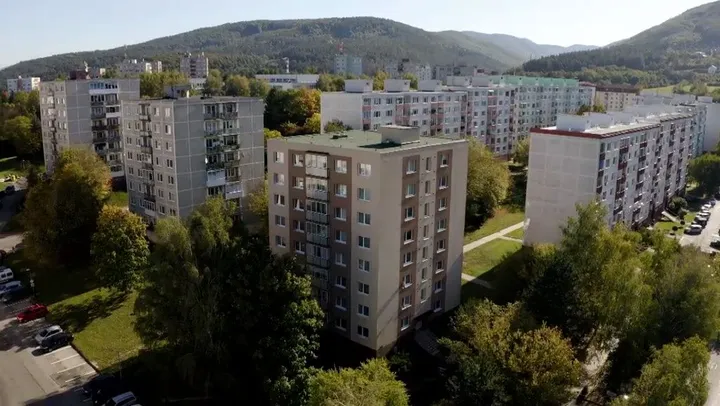 Ceny bytov idú hore aj v malých mestách