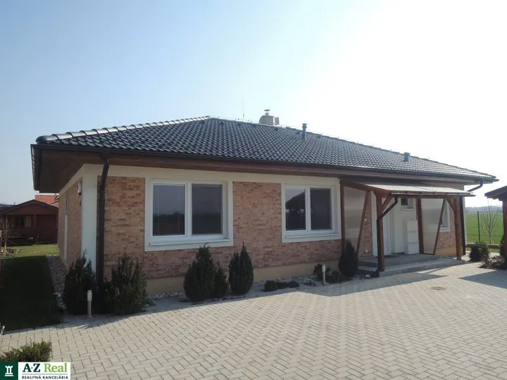 Bungalovy. Moderné domy, ktoré sa držia pri zemi nás stále bavia