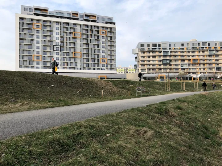 Petržalka City II, pokračovanie výstavby pri Chorvátskom ramene