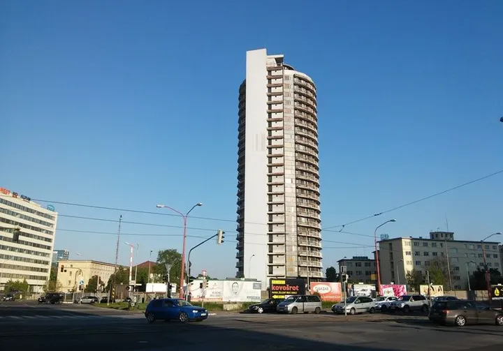Vojenská ubytovňa Hviezda v Bratislave podstúpi rozsiahlu rekonštrukciu
