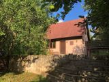 Záhradný domček s pozemkom 736m2 v podhorskej obci Šipkov - na predaj