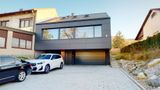 Dom ako žiadny iný! Dizajnová architektúra doplnená o ekologicky prírodné materiály v Rakúskom Hainb