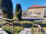 Priestranný dom na rôzne účely blízko Dunaja v obci Kravany nad Dunajom
