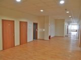 VIRTUÁLNA PREHLIADKA-Priestory v administratívno-prevádzkovej budove v Poprade 30 m2 - 40 m2