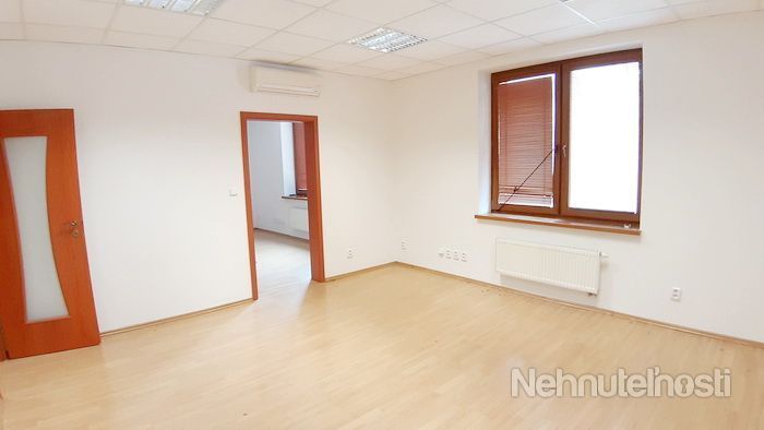 95 m2 (alebo 130 m2) – kancelársky celok v tichom prostredí