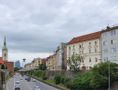 Polyfunkčná budova pod Bratislavským hradom