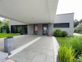 PREDAJ - novostavba modernej vily s garážou, krásna tichá lokalita, 20 min od centra BA