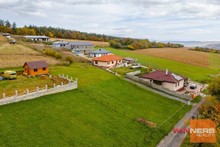 Exkluzívne na predaj  slnečný pozemok v lokalite obce Chminianská Nová Ves, časť Bunde
