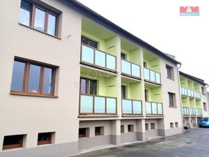 Prodej bytu 2+1 s garáží, 64 m², DV, Březnice, ul. Borská