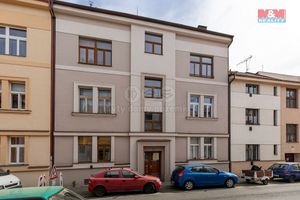 Prodej byt, 2+1, 80 m2, Pardubice - Bacháčkova ul.