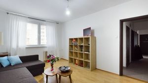 2 izbový byt (dvojizbový), Bratislava - Dúbravka