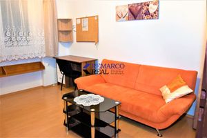 *Remarco* ponúka na predaj 1 - izbový byt s pivnicou v centre obce Smolenice