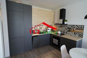 PRENAJATÉ- Na prenájom veľký 1 izbový byt s predzáhradkou, parkovacie státie, pivnica, novostavba DE
