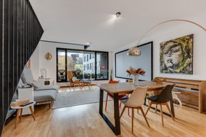 HERRYS - Na prenájom luxusný 4 izbový byt v novostavbe v centre mesta, garáž