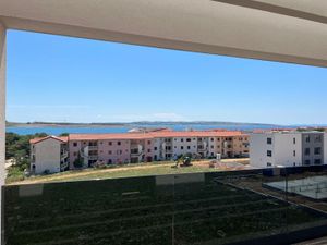 Na prodej dvoupodlažní apartmán s výhledem na moře, Pag, Chorvatsko