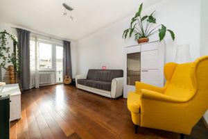 HERRYS - Na prenájom zrekonštruovaný a zariadený 2-izbový byt v tehlovom dome pri OC CENTRAL