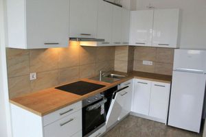 Bývajte v novostavbe - prenajmeme 1,2,3 izbové byty od 390 eur v Rajke.