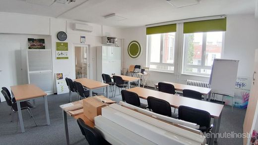 57 m2 – príjemná svetlá kancelária v centre mesta