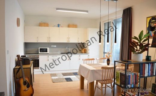 Priestranný 2-izbový byt v novostavbe SKYBOX v Petržalke - obrázok