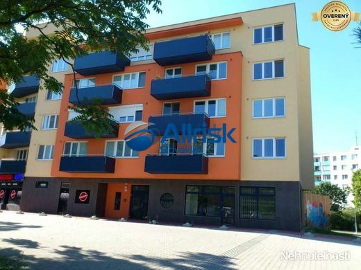 Prenájom 3 izbový byt, čiastočne zariadený, Bratislava-Petržalka