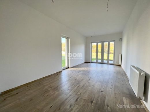 Na predaj 1 izbový byt v novostavbe KAMENCE v Kysuckom Novom Meste s predzahrádkou