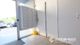 EXKLUZÍVNE: Zariadený klimatizovaný priestranný 2-izbový byt s lodžiou a uzavretou garážou priamo v  - obrázok