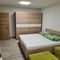 Znížená cena Na predaj Kompletne zrekonštruovany1 izbový byt v Topoľčanoch.42m2 - obrázok